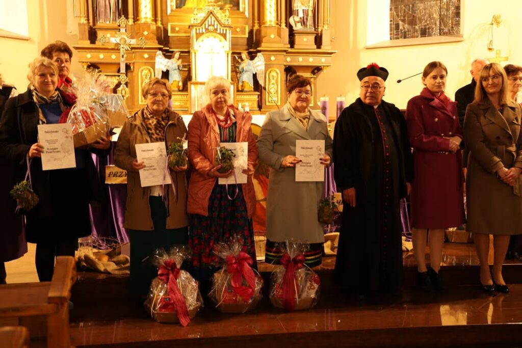 30 marca 2025 r. zespół ALE FAJNIE uczestniczył  w XII Przeglądzie Pieśni Pasyjnej w Bełżcu.