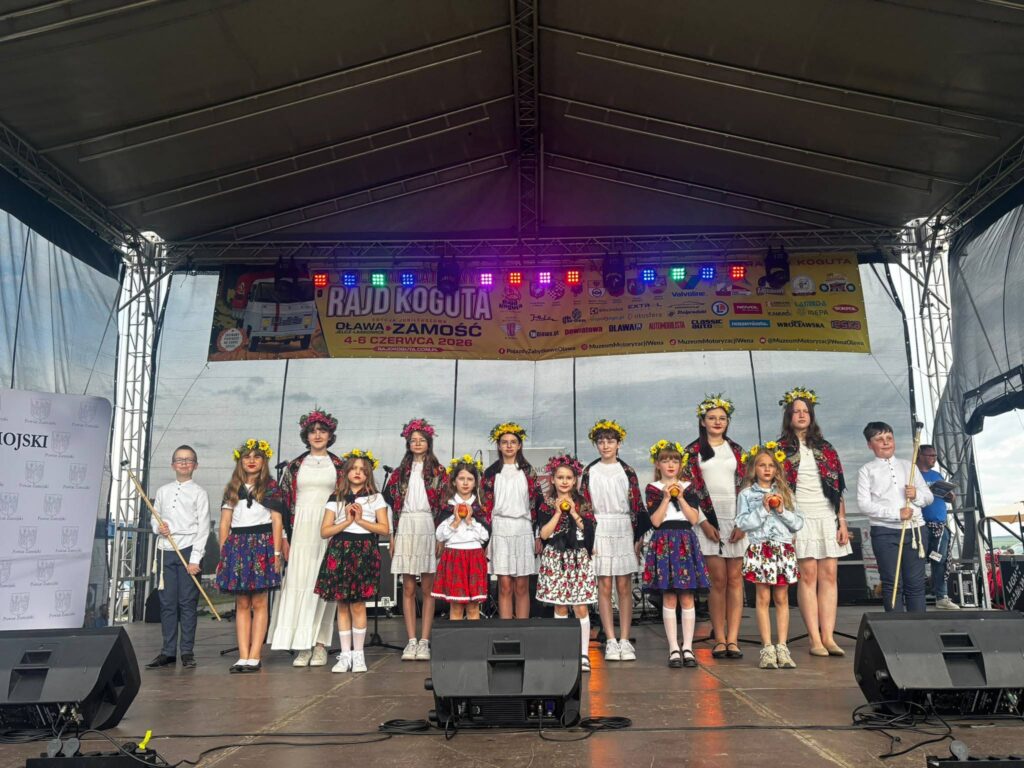 X Charytatywny Rajd Koguta🐓. Zespół Gama i Melodia z Gminnego Ośrodka Kultury w Nieliszu Instruktor: pani Renata Banach👏