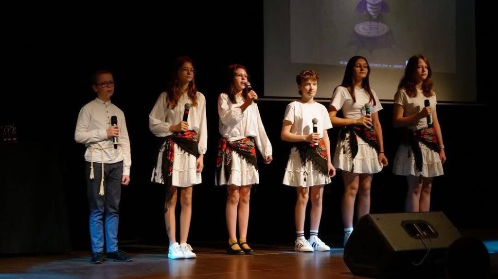 Nasi reprezentanci na XXVIII Festiwalu Piosenki „Rozśpiewany Chrząszcz” w Szczebrzeszynie